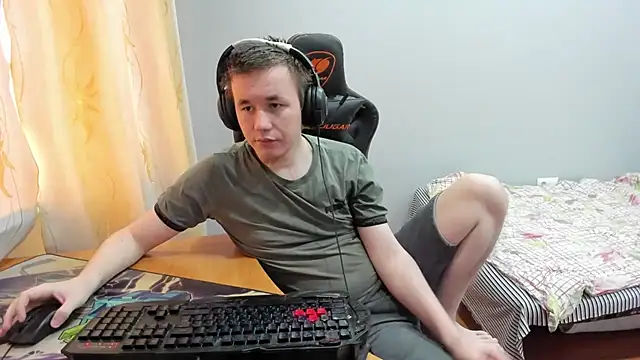 iliaskrislove webcam