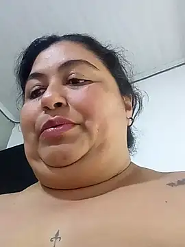 Webcam Model (curvy_diva_)  is live.Free join now!