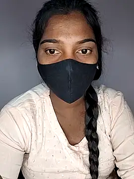 Webcam Model (ALEXA9994)  is live.Free join now!