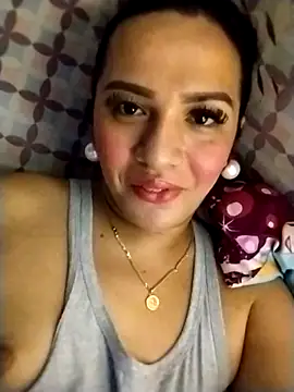 Yourbabyshane webcam