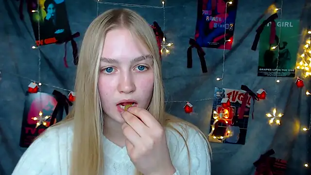 MademoiselleCl webcam