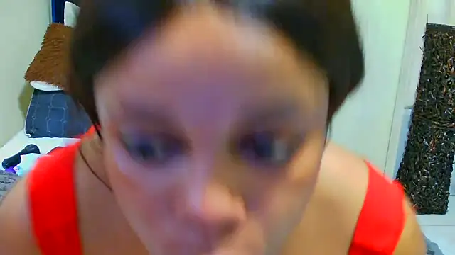 THESHORTQUEEN webcam