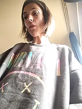 SheTheDeeevil webcam