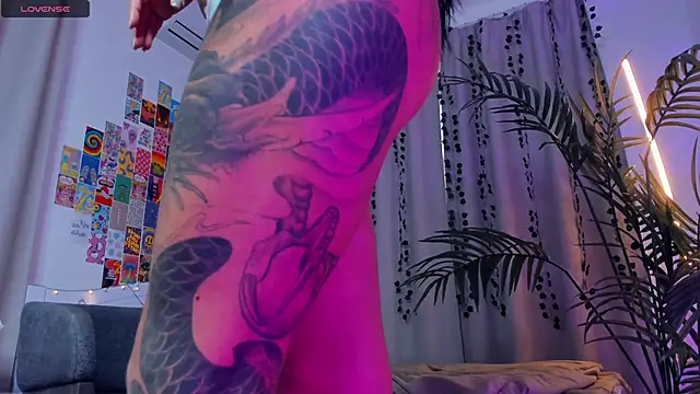 CharimgSabrina webcam