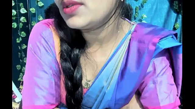 Forever_Love2025 webcam