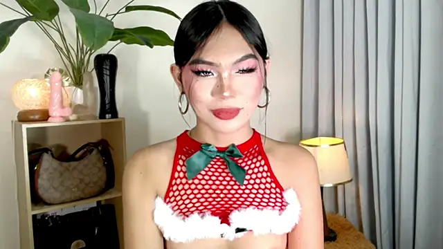 ObsessedmiyaX_moore webcam