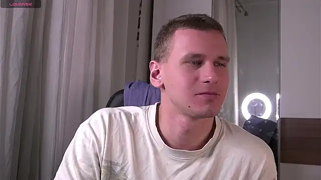 vance_rulez (M young) - 😈MUSCLED TEASE STRIPTEASE