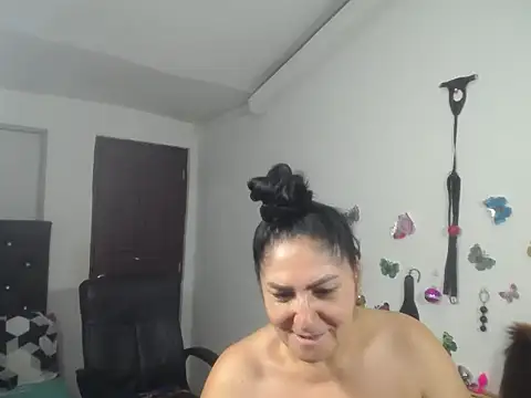 mature_bigboobs10 webcam