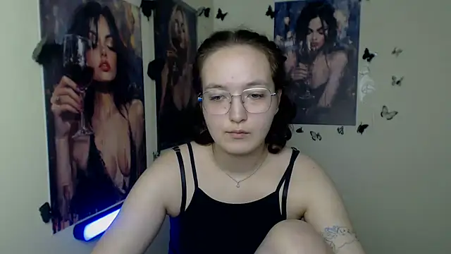 missariaa - MissAriaa's free webcam