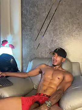 AaronCruz_ webcam