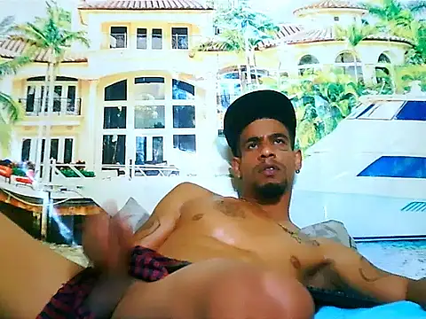 IndianMuscle69 webcam