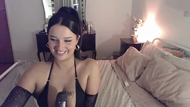 Lenas_Room webcam