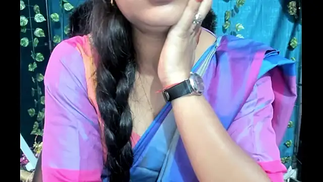 Forever_Love2025 webcam