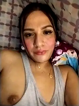 Yourbabyshane webcam