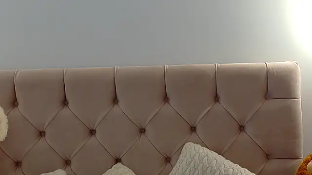 Lilliana_Moon webcam