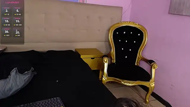 karolinee_66_ webcam