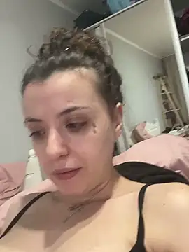 bunnythetailor webcam