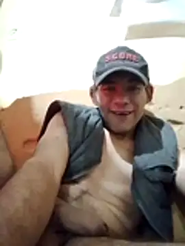 Cloud0nMycock webcam