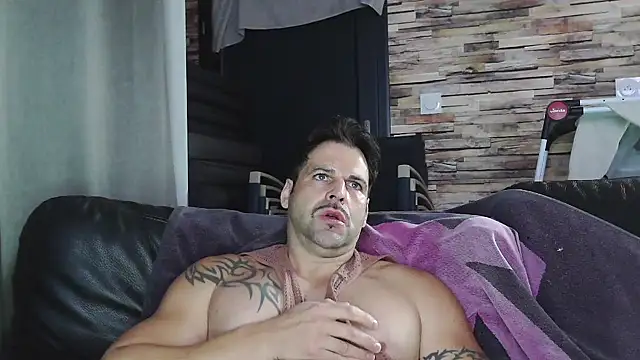 XxBigboybandxX webcam