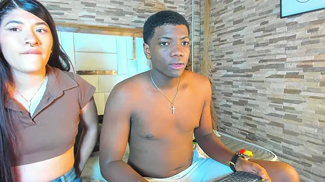 BlackKing_and_Artemisa webcam