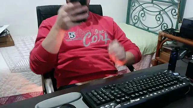 Italian_dark_desire webcam