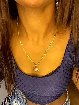 Webcam Model (LOVELY_BABYJI)  is live.Free join now!