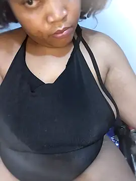 BeverlyQueen14 webcam