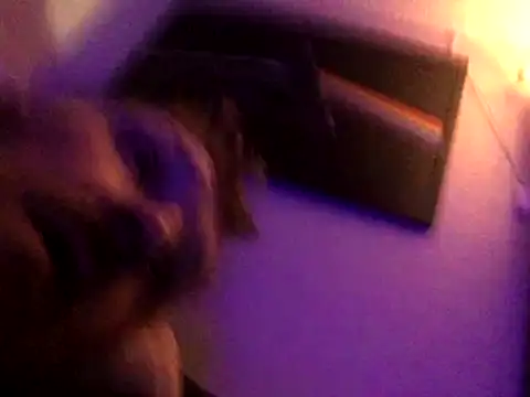 Thickwhitetight webcam