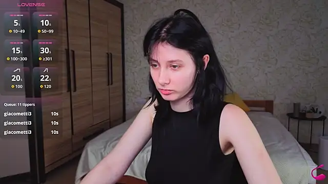 julissweet - JulisSweet's free webcam