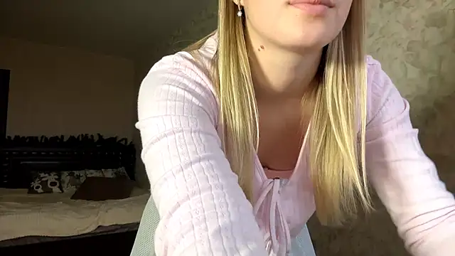 ElisabetLorney webcam