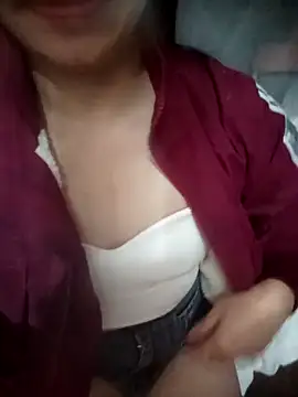 Bamboo-niee123 webcam