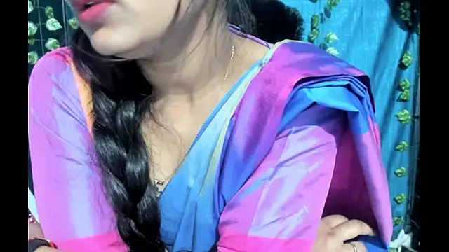 Forever_Love2025 webcam