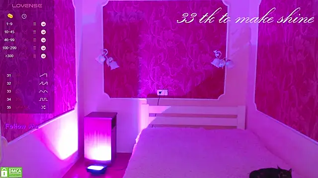 VerySweetKate111 webcam