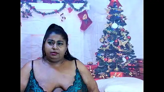 indianhoney694u webcam