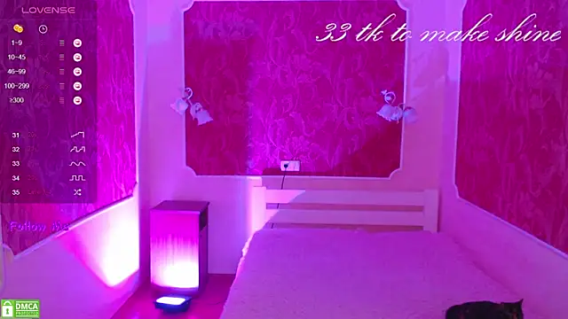 VerySweetKate111 webcam