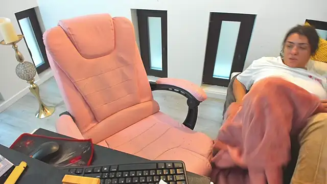 Dyana_Kaylinn webcam