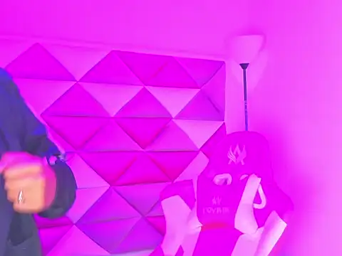 Cameron_cutte webcam