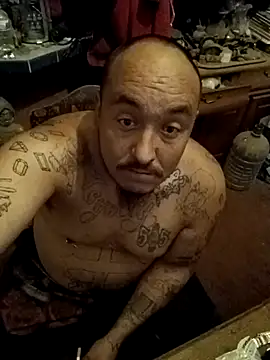 Cutieguyspanks webcam