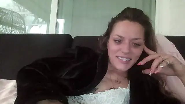LaylaRainVIP webcam