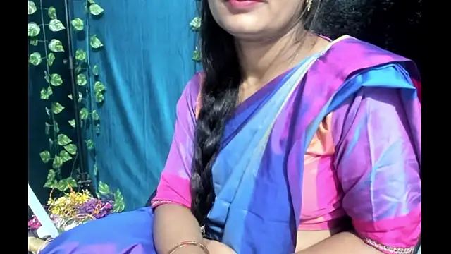 Forever_Love2025 webcam