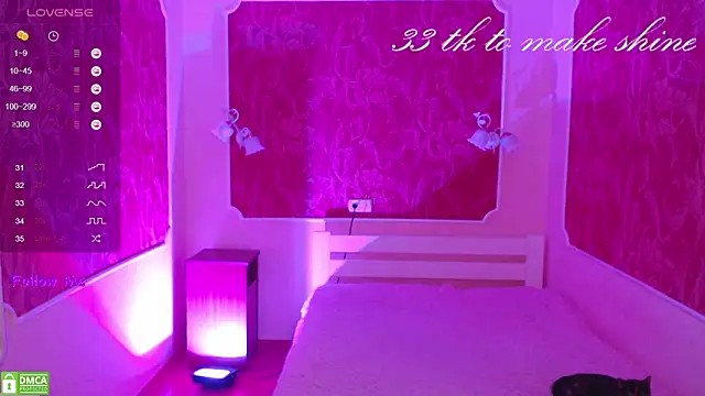 VerySweetKate111 webcam