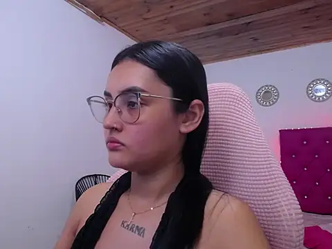 kathe-mills235 webcam