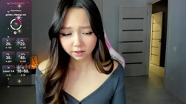 fluffy_rose - Fluffy_Rose's free webcam