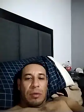 ExcitableJuanito85 webcam