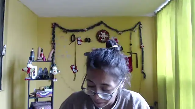 Violet_And_Smith webcam