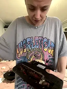 bunnythetailor webcam