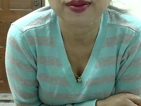 CHAMELI4747 webcam stripchat model stream image