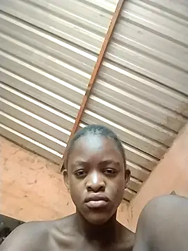 Blondecurv24 webcam stripchat model stream image