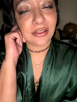 pichyprettypussy - PichyPrettyPussy's free webcam - UK Sex Cams