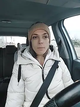 SheTheDeeevil webcam